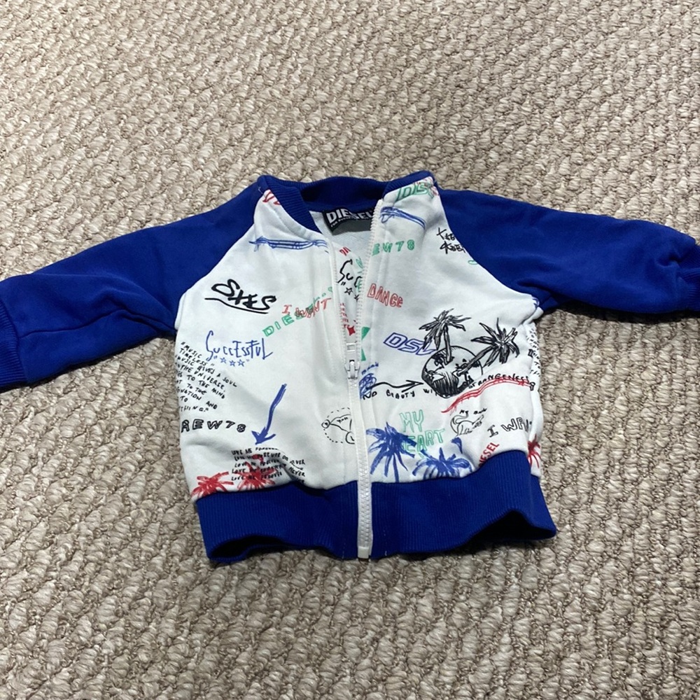 Diesel 9m zip up